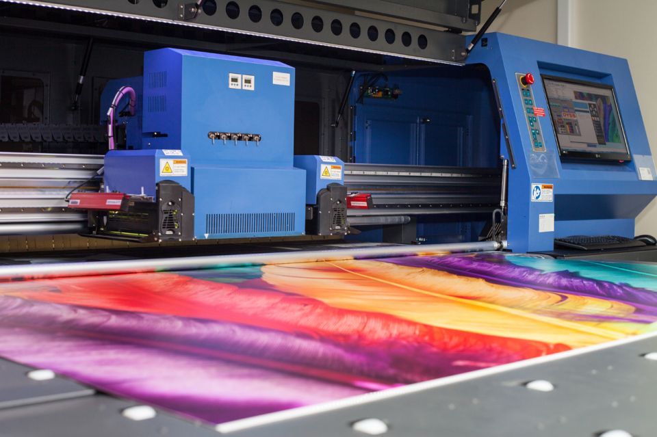 Интерьерная и широкоформатная печать